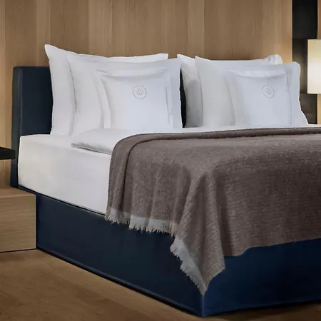 Отель Weisses Roessl 5*