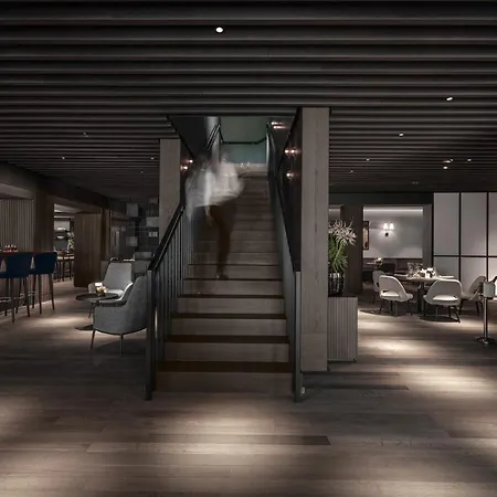 Ξενοδοχείο Weisses Roessl 5*