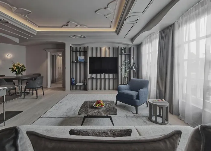 Отель Weisses Roessl