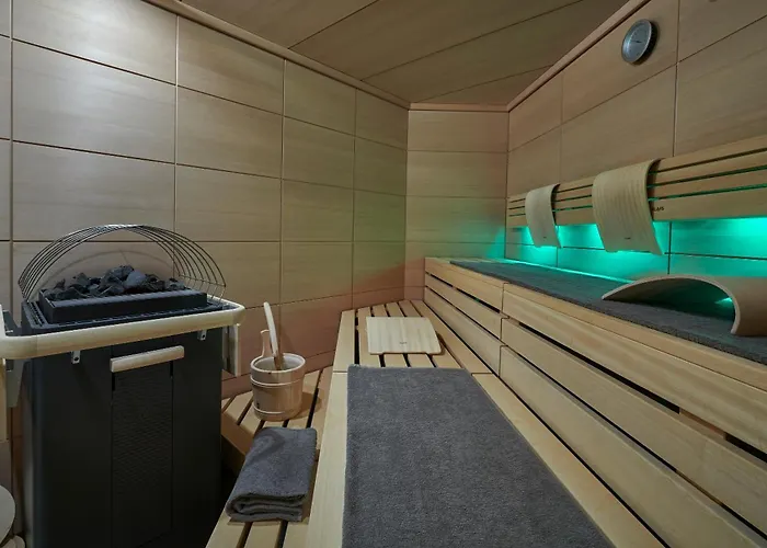 Hotel Weisses Roessl 5*