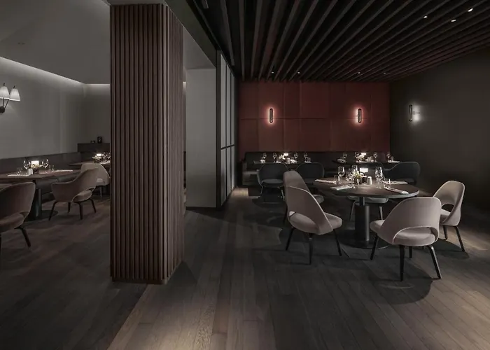 Отель Weisses Roessl 5*