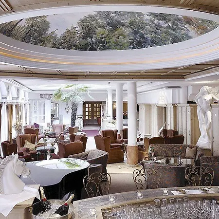 Hotel Weißes Rössl Kitzbühel