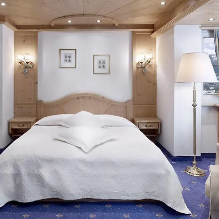 Weisses Roessl 5* Кицбюэль