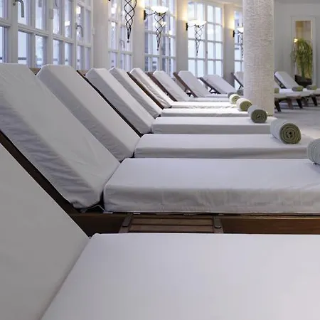 Отель Weisses Roessl Кицбюэль